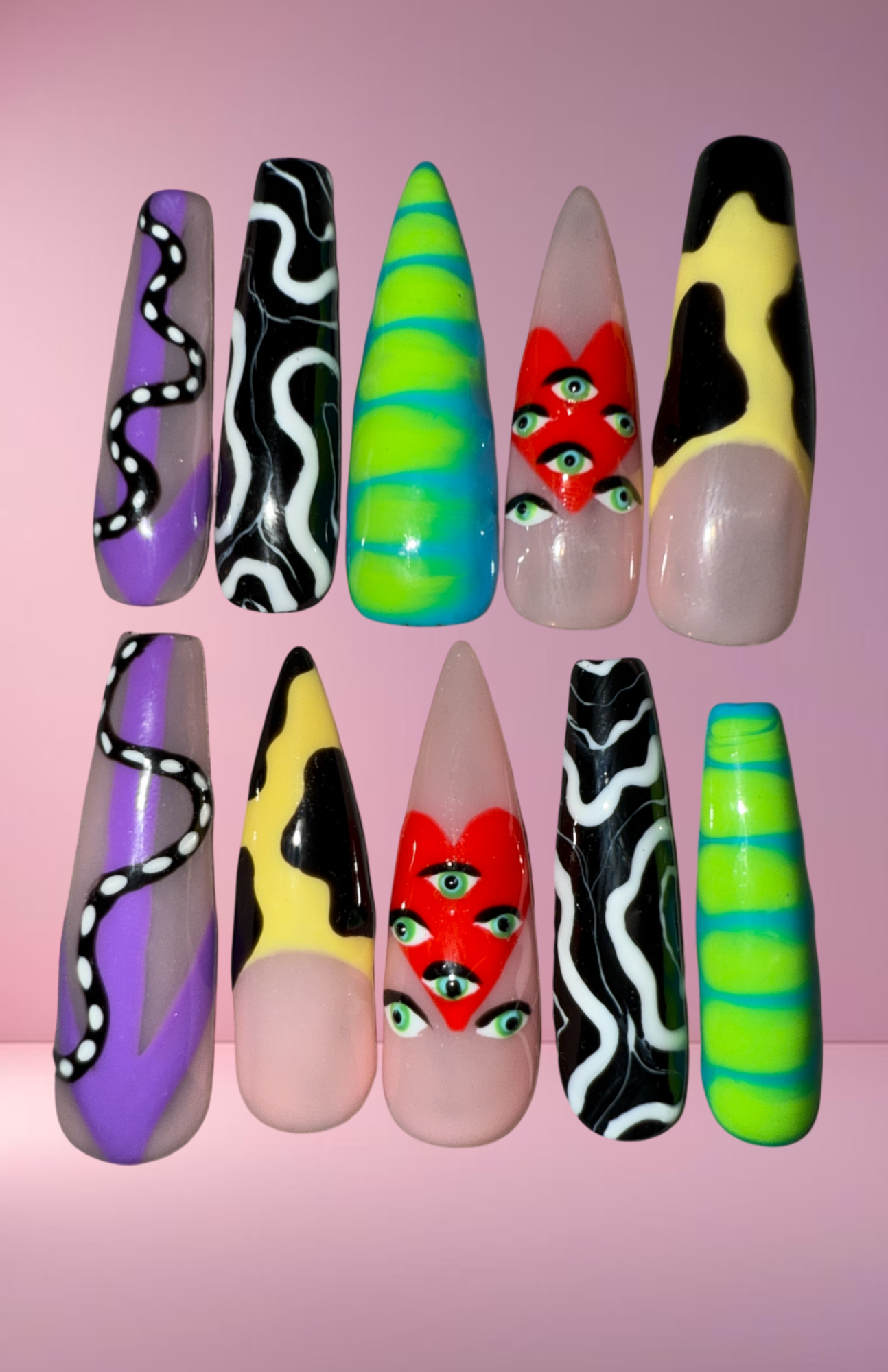 "Love & War" Press-On Nail Set, Medium