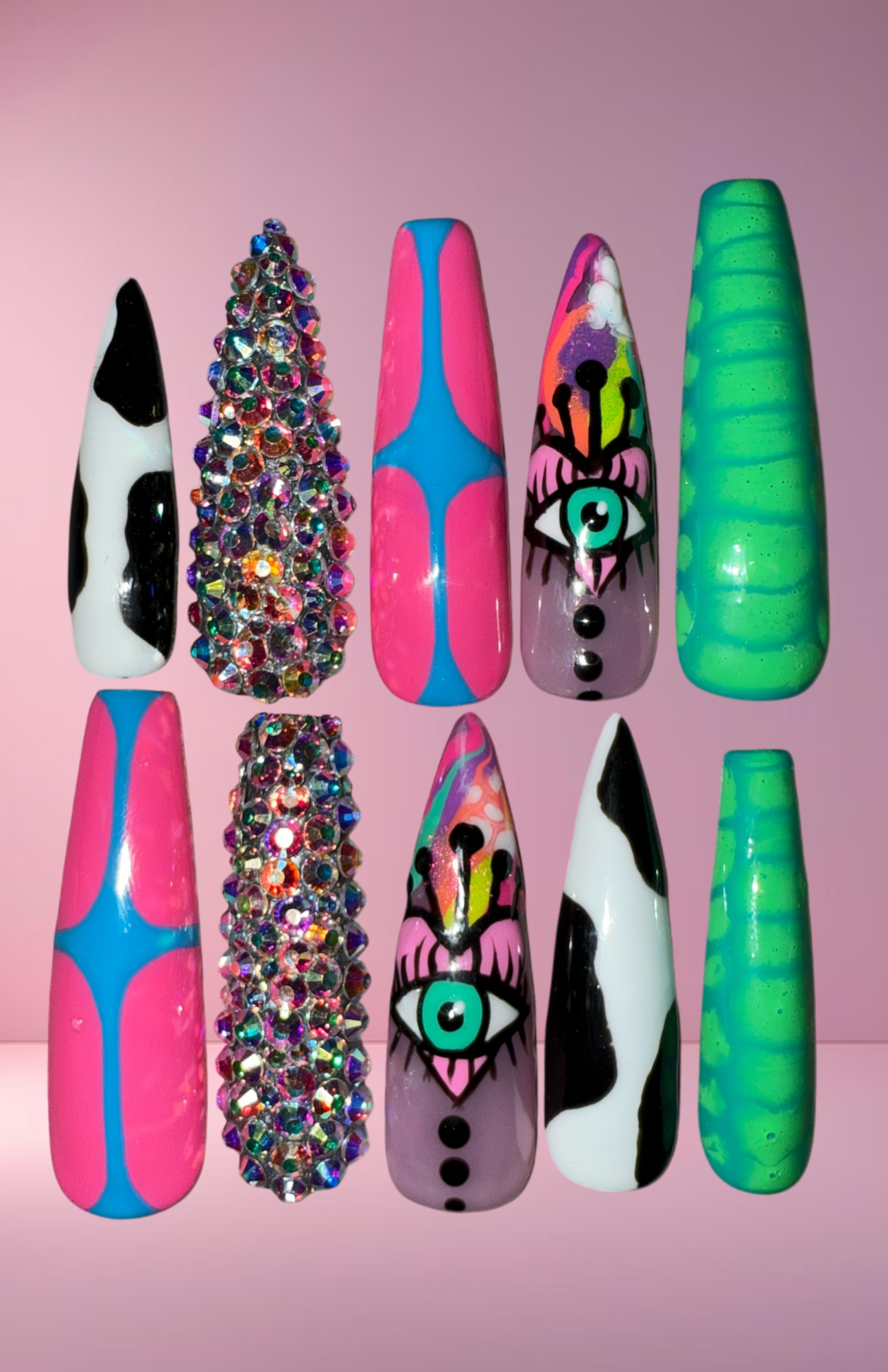 "Eye-Con" Press-On Nail Set, Medium