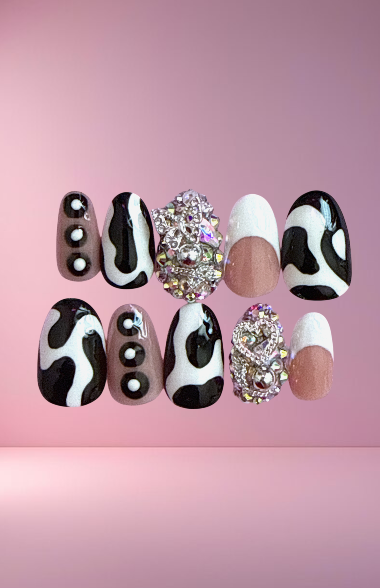 "Panda" Press-On Nail Set, Medium