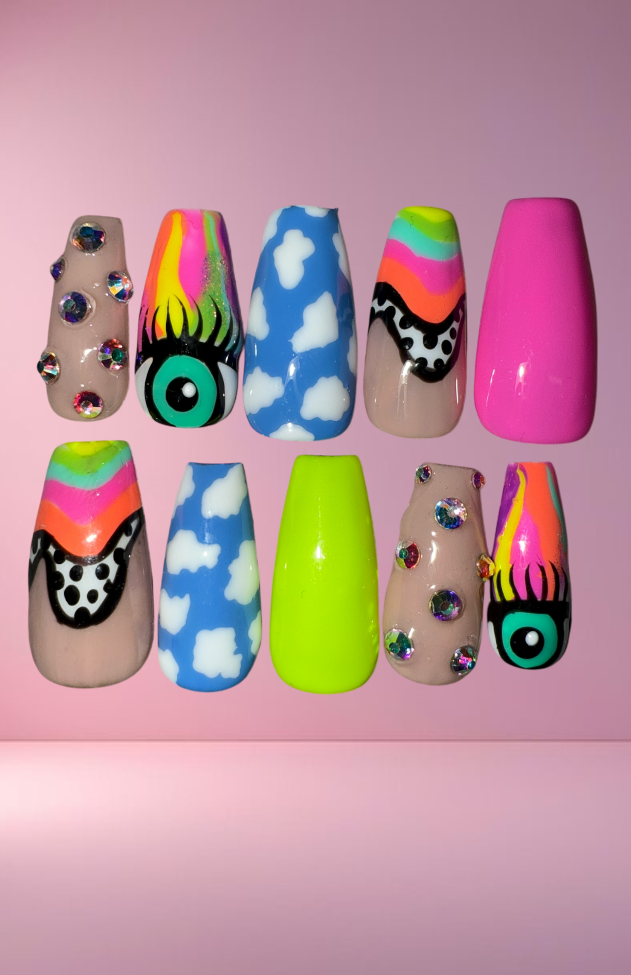 "Spring Is In The Air" Press-On Nail Set, Medium